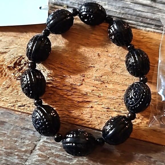 Set of 2 NEW CUTE BLACK CAT & Black Bead Elastic Bracelet - Picture 2 of 3